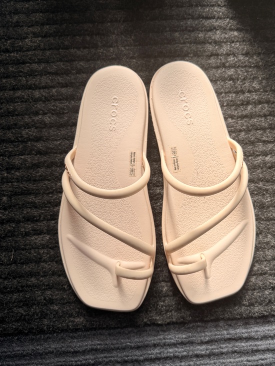 CROCS Shoes - CROCS Women's Miami Toe Loop Sandal